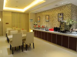 Jinjiang Inn Xianning Yinquan Avenue Hot Spring Hotel - Image 4