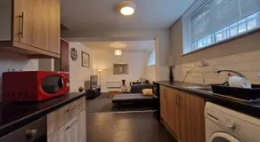 Primos Suite - Stylish 1 Bedroom in Wallsend - Image 3