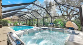 Sunny Naples Escape-Pool Hot Tub-9 min to beach - Image 4