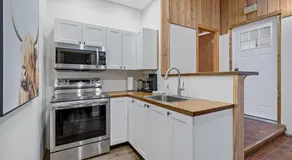 Canmore Cabin by Canadian Rockies Vacation Rentals - Image 3