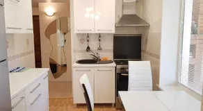 Naiza Guesthouse and Apartments - Image 2