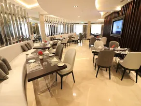 Paradise Elite Hotel Al-Tahlia Jeddah - Image 3