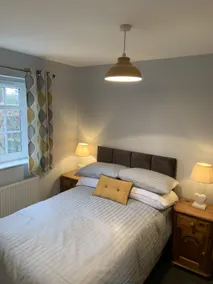 Hursley Lodge - Image 2