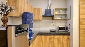 The Lodgers Luxury 1 BHK Serviced Apartment Near Golf Course Road Gurugram - Image 5