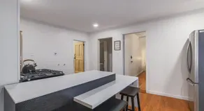 Cozy Room in the City of Worcester - Image 3