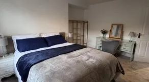 Ironstone Cottage - Image 2