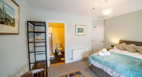 The Sheepshead Guesthouse - Image 3