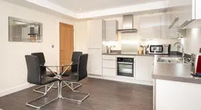 4 Chapel Apartments Stylish 2-Bed Flat Near York City Centre Pass the Keys - Image 5