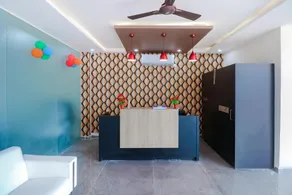 OYO 79165 Collection O Hotel Green view - Image 3