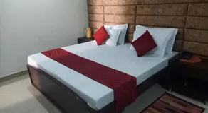 USA Gardens Hotel & Resort - Image 3