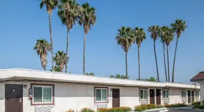 Starlite Motel - Image 2