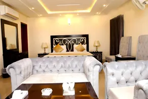 Hotel Noor Plaza - Image 2