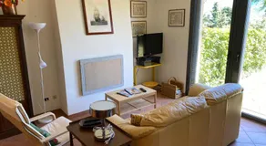 Appartement avec jardin, barbecue et terrasse | Vue sur l'eau - Image 2