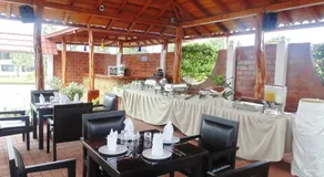 Hotel Yurak - Image 3