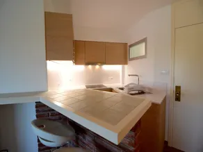 Apartment near town with 2 rooms - Image 4