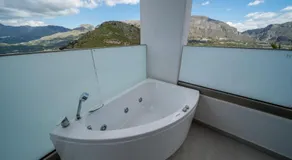 Secret Oasis - Image 4
