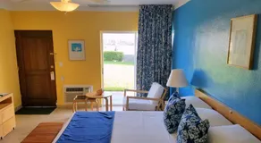 Flamingo Bay Hotel & Marina - Image 2