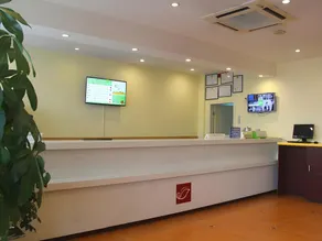 Shell Xinyu City Railway Station Plaza Hotel - Image 4