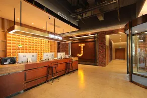 JAMES JOYCE COFFETEL Hotel Kunming Nanping Pedestrian Street store - Image 2