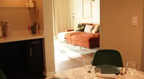 Lux Oasis in West Hollywood, Free Parking & Swimming pool - Image 4