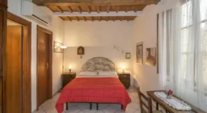 Due Borghi Guest House - Image 2