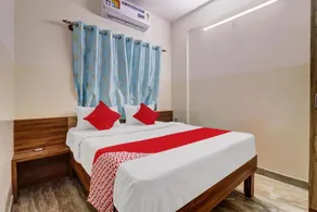 Hotel SKY INNs - Image 2