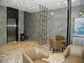 Lan Kwai Fong Hotel (Danzhou Summer Square) - Image 2