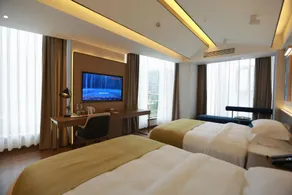 TIANYUE  RLTON HOTEL - Image 2