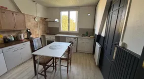 Chambre privative dans maison partagée avec d'autres voyageurs - Image 3