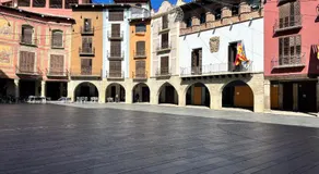 Apartamentos Angelus Plaza Mayor de Graus - Image 5