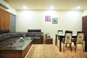 Sayaji Lodging - Image 4