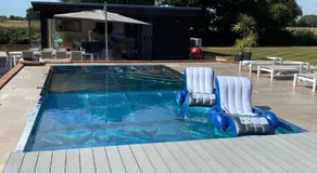 Hewarts Lodge, Brand New Property, 1 Mile From The Beach, 15 Minutes From All Goodwood Events - Image 5