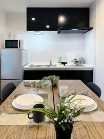 The Peak Namba Apartment Hotel - Image 4