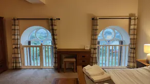 Grande-Casa-Baño privado-Vista al campo - Image 2