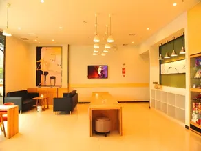 7 Days Premium Chongqing Da Zu Hong Sheng Square Branch - Image 2