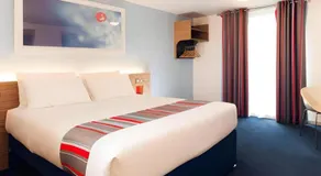 Travelodge Chichester Central - Image 5