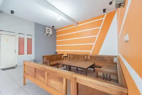 RedDoorz At Merdeka Street Garut - Image 4