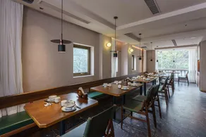 Yuhai Ludao Garden HOTEL - Image 2