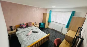 CozyComfy Apartment Leicester - Image 2