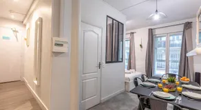 WS Hôtel de Ville - Le Marais - Image 3