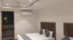 Hotel Gaurav Palace - Image 4