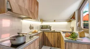 Appartamento Alpine Inspiration for 4 with Balcony - Happy Rentals - Image 4