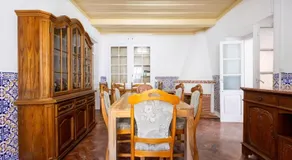 Almeirim House with large terrace and Parking - Image 4