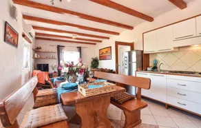 House Ita - Image 2
