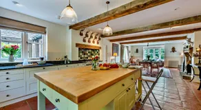 6 Bed in Robertsbridge oc-d29525 - Image 4