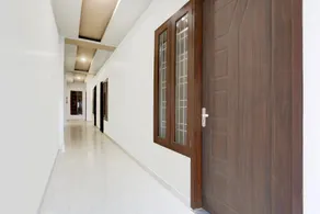 OYO Hotel O Bareilly Near Satellite Bus Stand - Image 3