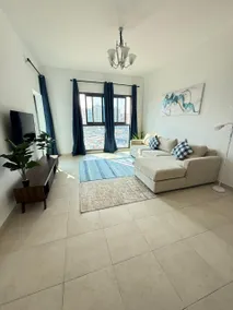 Spacious 1-bedroom apartment in Dubailand - Image 5