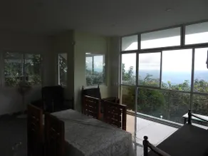 Hilltop Homestay - Image 2