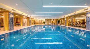 Gehua New Century Hotel Beijing - Image 5