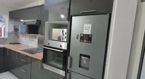 Studio with Private Kitchen - Image 3